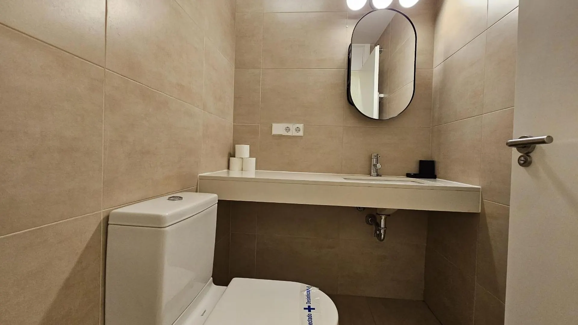 El Primer Balcon De Santo Domingo Tuapartamento Boutique & Art Apartment Pamplona
