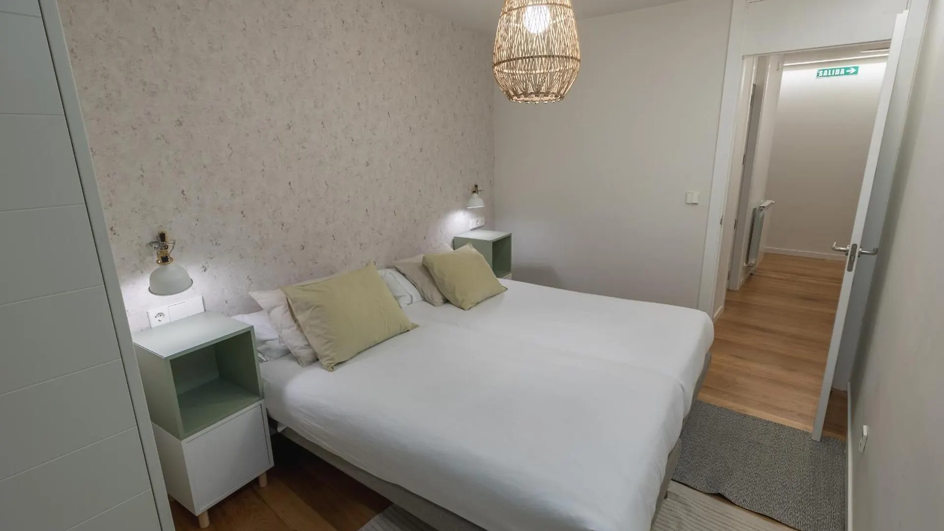 El Primer Balcon De Santo Domingo Tuapartamento Boutique & Art Apartment Pamplona